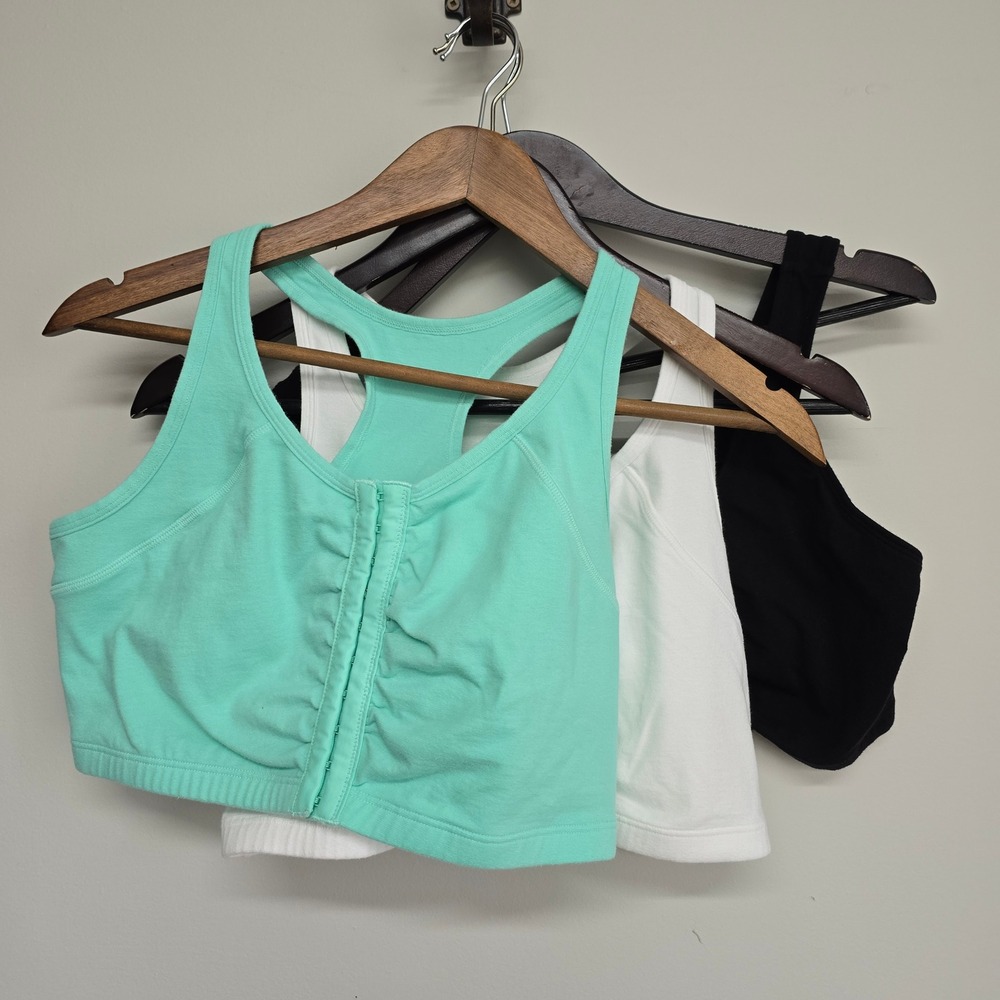 Fruit of the Loom Front Closure Sports Bra Womens 42 Racerback 3 Pack